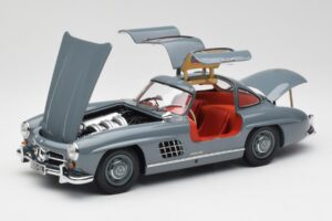 Mercedes 300 SL W198 Graphite Gris Minichamps 1:18 180039005 Métal — image 2 sur 8
