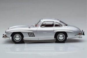 Mercedes 300 SL W198 Gullwing Norev 1:18 183850 Métal — image 5 sur 8