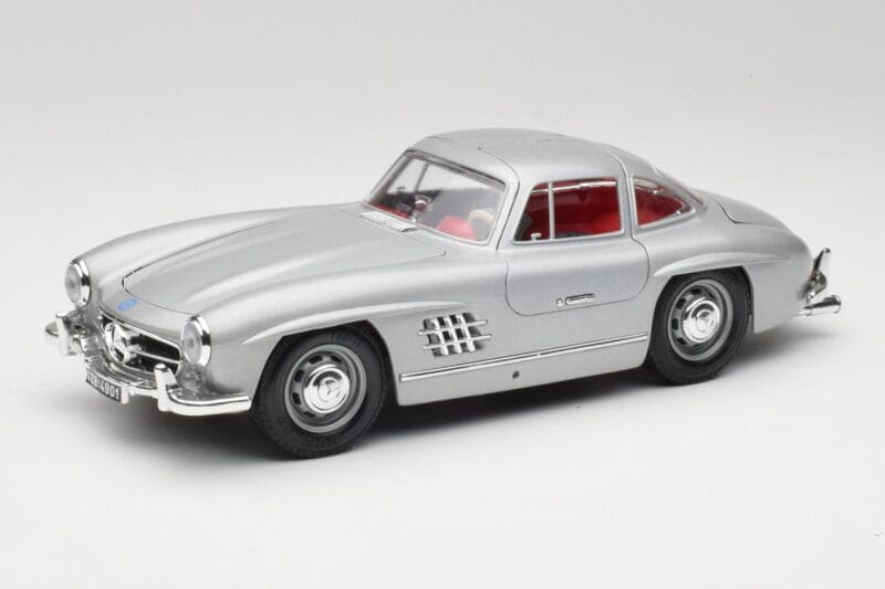 Mercedes 300 SL W198 Gullwing Silver Gris Bburago 1:18 3513 Métal