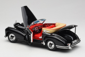 Mercedes 300S W188 Roadster Noir Welly 1:18 801-3271398 Métal — image 5 sur 8