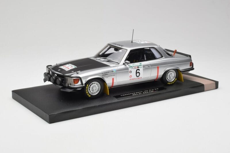 Mercedes 450 SLC 5.0 C107 Hertz #6 H. Mikkola Rally Bandama 1979 Winner Minichamps 1:18 107793206 Résine