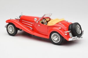 Mercedes 500K Roadster Rouge Bburago 1:18 3020 Métal — image 7 sur 8