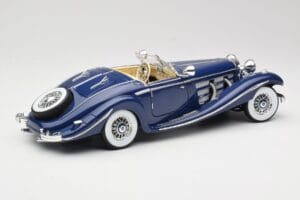 Mercedes 500K Special Roadster Bleu Maisto 1:18 56059 Métal — image 3 sur 8