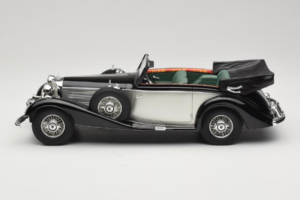 Mercedes 540K Cabriolet Noir Argent Cult Models 1:18 CML184-3 Métal — image 3 sur 6