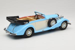 Mercedes 540K Cabriolet Bleu Blanc Cult Models 1:18 CML184-2 Métal — image 2 sur 6
