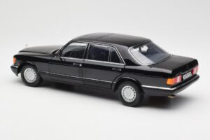 Mercedes 560 SEL W126 Noir Édition Concessionnaire Norev 1:18 B66040599 Métal — image 7 sur 8