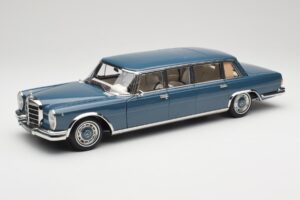 Mercedes 600 Pullman W100 Bleu NZG 1:18 B66040707 Métal