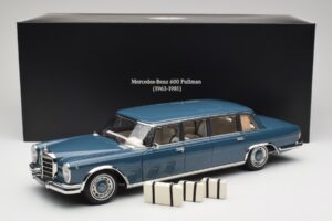 Mercedes 600 Pullman W100 Bleu NZG 1:18 B66040707 Métal — image 8 sur 8