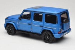 Mercedes AMG G 63 L W465 Bleu Norev 1:18 B66960664 Métal — image 5 sur 6