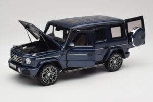 Mercedes AMG G 63 L W465 Bleu Foncé Norev 1:18 B66960663 Métal — image 2 sur 8