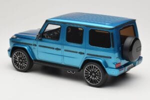 Mercedes AMG G63 W463 Hyper Blue Magno GT Spirit 1:18 GT925 Résine — image 5 sur 6