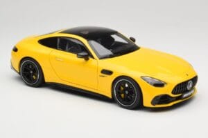 Mercedes AMG GT 43 C192 Turbo Sun Yellow NZG 1:18 B66960587 Métal — image 6 sur 8