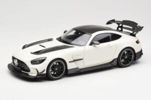 Mercedes AMG GT C190 Black Series Diamond White Metallic Minichamps 1:18 110032020 Métal