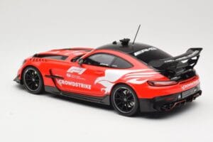 Mercedes AMG GT C190 Black Series Safety Car F1 2022 Minichamps 1:18 155032090 Métal — image 5 sur 6