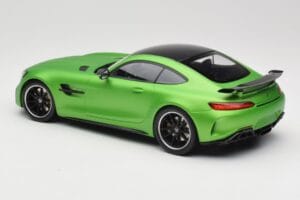Mercedes AMG GT R C190 Vert Mat Minichamps 1:18 155036020 Métal — image 5 sur 6