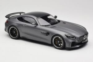 Mercedes AMG GT R C190 Gris Mat Métallisé Minichamps 1:18 155036026 Métal — image 4 sur 6