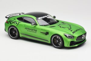 Mercedes AMG GT R C190 Ringtaxi Minichamps 1:18 155036091 Métal — image 4 sur 6