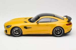 Mercedes AMG GT R C190 Jaune Minichamps 1:18 155036021 Métal — image 3 sur 6