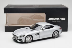Mercedes AMG GT S C190 Designo Iridium Argent Magno Norev 1:18 B66960485 Métal — image 8 sur 8