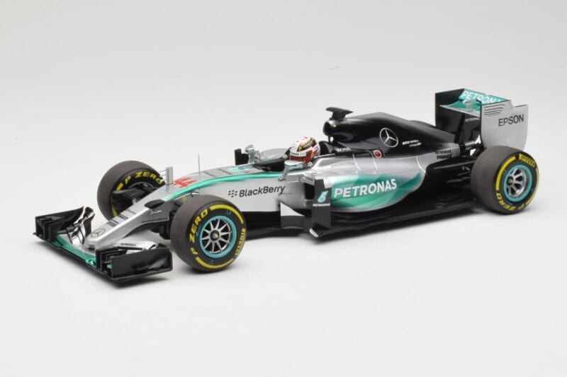 Mercedes AMG Petronas W06 Hybrid #44 L. Hamilton F1 World Champion 2015 Minichamps 1:18 186150044 Métal