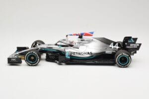 Mercedes AMG Petronas W10 #44 L. Hamilton Winner British GP 2019 Minichamps 1:18 110191044 Métal — image 3 sur 6