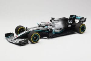 Mercedes AMG Petronas W10 #44 L. Hamilton F1 World Champion 2019 Minichamps 1:18 110190044 Métal