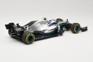 Mercedes AMG Petronas W10 #77 V. Bottas F1 2019 Minichamps 1:18 110190077 Métal — image 2 sur 6