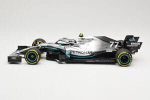 Mercedes AMG Petronas W10 #77 V. Bottas F1 2019 Minichamps 1:18 110190077 Métal — image 3 sur 6