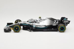Mercedes AMG Petronas W10 #77 V. Bottas Winner USA GP 2019 Minichamps 1:18 110191877 Métal — image 3 sur 6