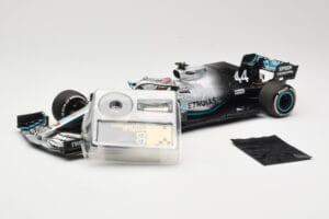 Mercedes AMG Petronas W10 EQ Power+ #44 L. Hamilton USA GP F1 World Champion 2019 Minichamps 1:18 110191844 Métal — image 2 sur 7