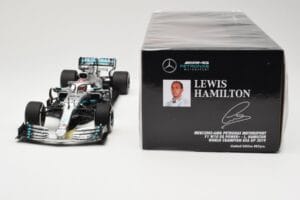 Mercedes AMG Petronas W10 EQ Power+ #44 L. Hamilton USA GP F1 World Champion 2019 Minichamps 1:18 110191844 Métal — image 7 sur 7