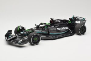 Mercedes AMG Petronas W14 E Performance #63 G. Russell Bahrain GP 2023 Minichamps 1:18 110230163 Métal
