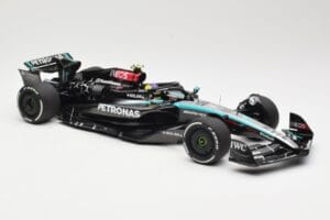 Mercedes AMG Petronas W15 E Performance #44 L. Hamilton 2024 Minichamps 1:18 110240144 Métal — image 4 sur 6