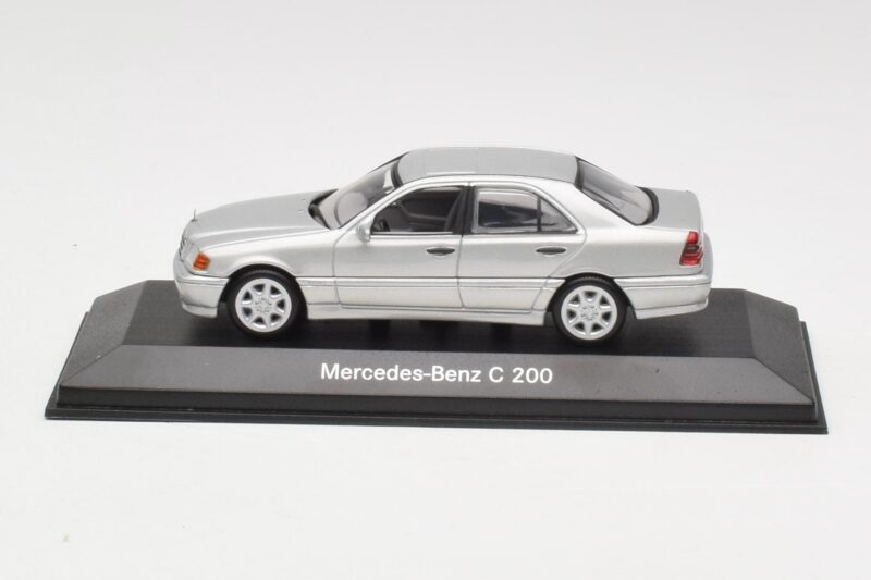 Mercedes C 200 W202 Iridium Silver Minichamps 1:43 B66040488 Métal