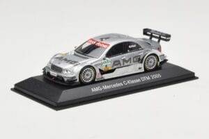 Mercedes C-Class C203 #4 J. Alesi HWA DTM 2005 Minichamps 1:43 B66962230 Métal — image 2 sur 4