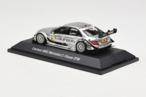 Mercedes C-Class C204 #8 R. Schumacher HWA DTM 2010 Minichamps 1:43 B66961414 Métal — image 3 sur 4