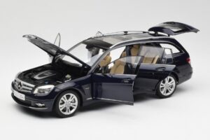 Mercedes C-Class S204 T-Modell Tanzanite Bleu AUTOart 1:18 B66962352 Métal — image 2 sur 8