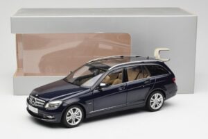Mercedes C-Class S204 T-Modell Tanzanite Bleu AUTOart 1:18 B66962352 Métal — image 8 sur 8