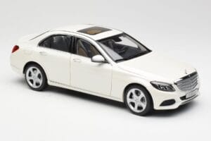 Mercedes C-Class W205 Diamond Blanc Métallisé Norev 1:18 B66960256 Métal — image 6 sur 8