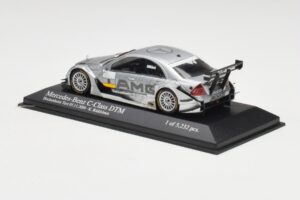 Mercedes C-Class W203 #8 Team AMG DTM Test Car 2004 Minichamps 1:43 400043498 Métal — image 3 sur 4