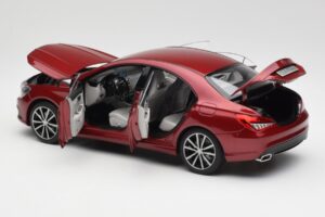 Mercedes CLA C117 Designo Patagonia Rouge Métallisé Norev 1:18 B66960131 Métal — image 5 sur 8