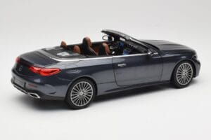 Mercedes CLE Cabriolet A236 Gris Foncé Norev 1:18 B66960654 Métal — image 4 sur 9