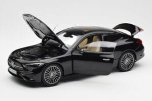 Mercedes CLE C236 Coupe Obsidian Noir Métallique Norev 1:18 183937 Métal — image 2 sur 8