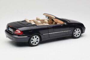 Mercedes CLK 500 W209 Cabriolet Bleu Foncé Métallique Kyosho 1:18 B66962174 Métal — image 4 sur 9
