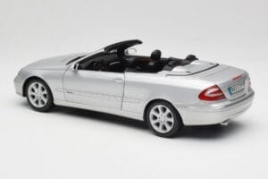 Mercedes CLK 500 Cabriolet Elegance A209 Argent Kyosho 1:18 B66962172 Métal — image 7 sur 8