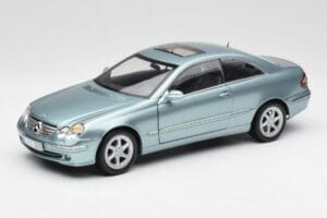 Mercedes CLK 500 W209 Bleu Clair Métallique Kyosho 1:18 B66962192 Métal