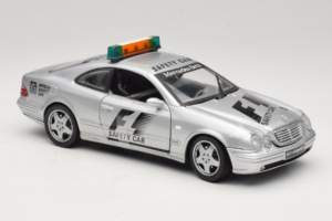 Mercedes AMG CLK 55 F1 Safety Car Maisto 1:18 B66005234 Métal — image 4 sur 6