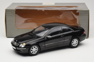 Mercedes CLK C209 Black Metallic Kyosho 1:18 B66962149 Métal — image 8 sur 8