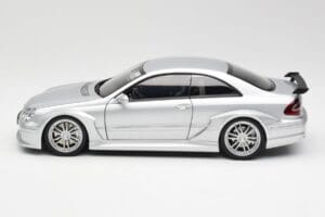 Mercedes AMG CLK DTM Argent Kyosho 1:18 B66962271 Métal — image 4 sur 8