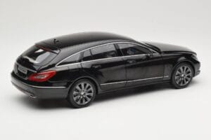Mercedes CLS Shooting Brake X218 Obsidian Black Norev 1:18 B66960115 Métal — image 3 sur 8
